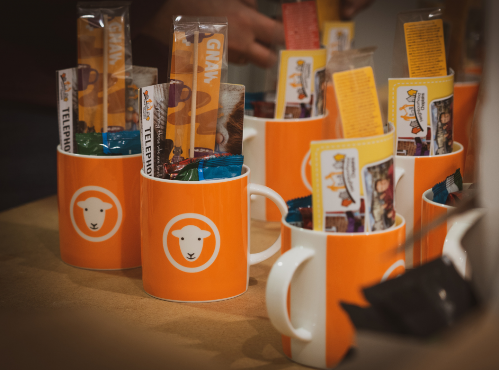 2 Hug in a Mug; Herdy donates 400 mugs to those experiencing loneliness in Kendal