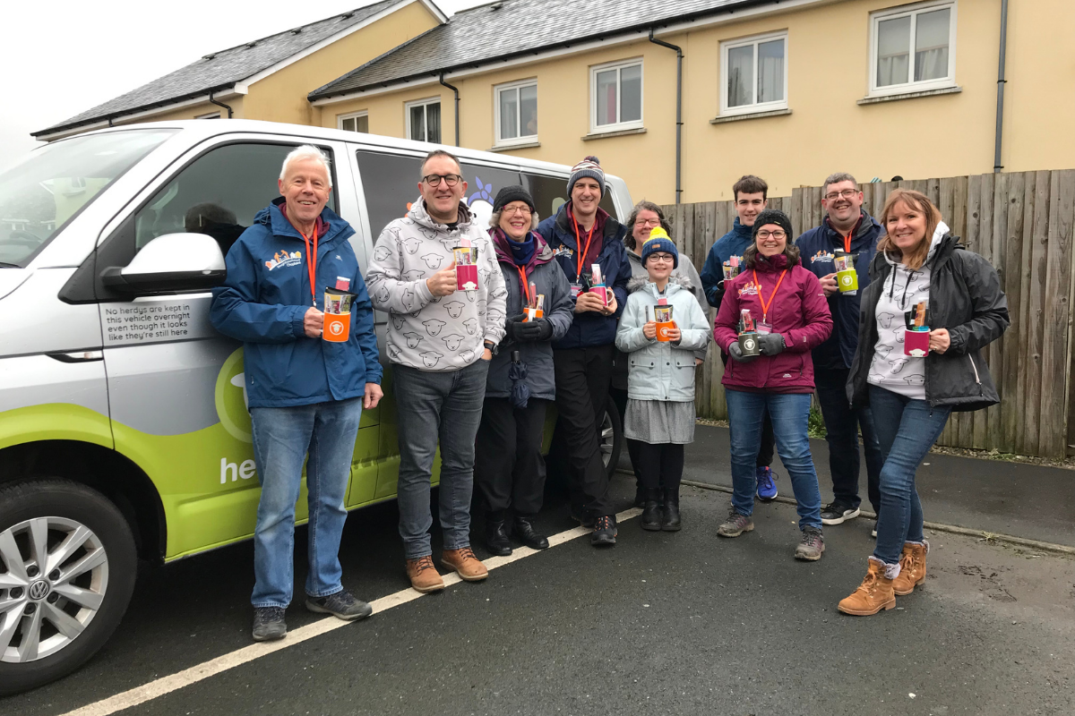 2 Hug in a Mug; Herdy donates 400 mugs to those experiencing loneliness in Kendal