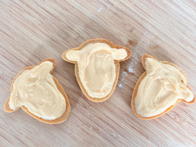 4 How to make herdy custard creams